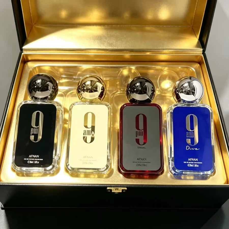 4pc Pour FemmeA perfume suitable for nighttime use, with woody and vanilla notes.