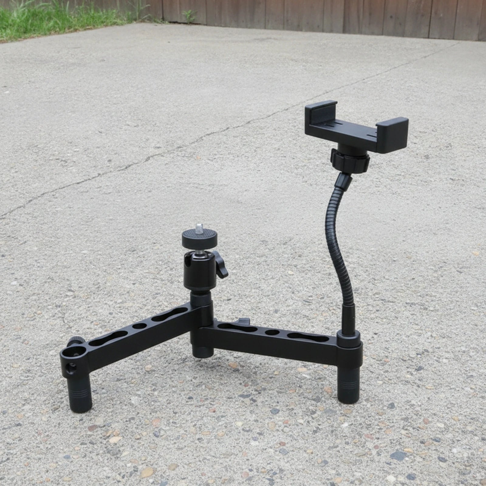 Corner Bridge Bracket Adjustable Extension Bracket with Clamp Metal for Anglers