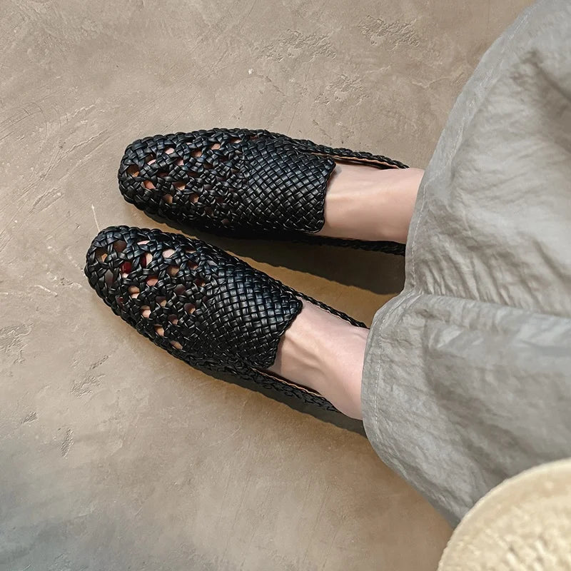 2026 Fashion Hot Sale Genuine Leather Braided Sandals Women Low Heel Breathable Summer Loafers Sandals Female Leisure Pumps