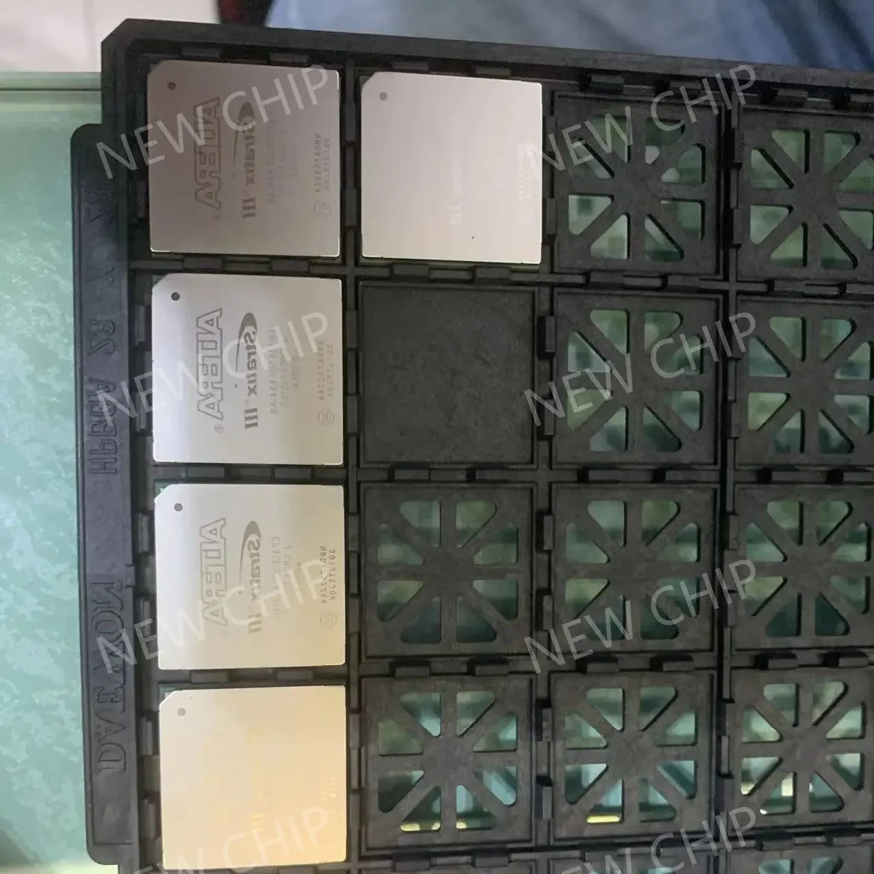XC7K325T XC7K325T-2FF900C XC7K325T-2FFG900I XC7K325T-2FBG676C FPGA Kintex-7 326080 Cells 28nm Technology 1V 900Pin FCBGA