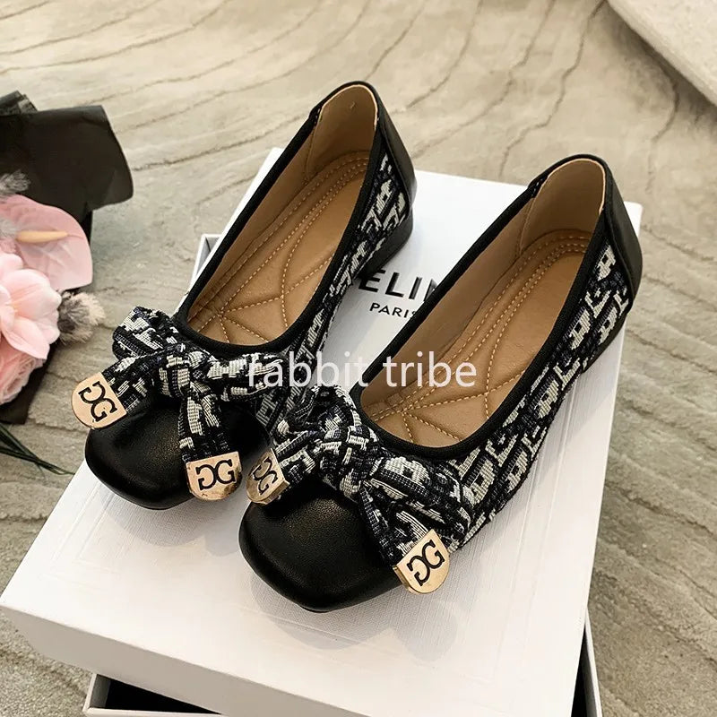 Comfortable French Womens Single Shoes for Women Sexy Style Square Head Embroidery Skirt Low Heels Small Fragrant Bean Shoes