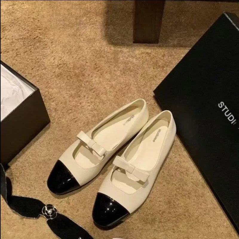2026Sheepskin Flat Bottom  Janes Women's Shoes with Bow Knot Square Head Design Comfortable Low Heel Rubber Sole Footwear