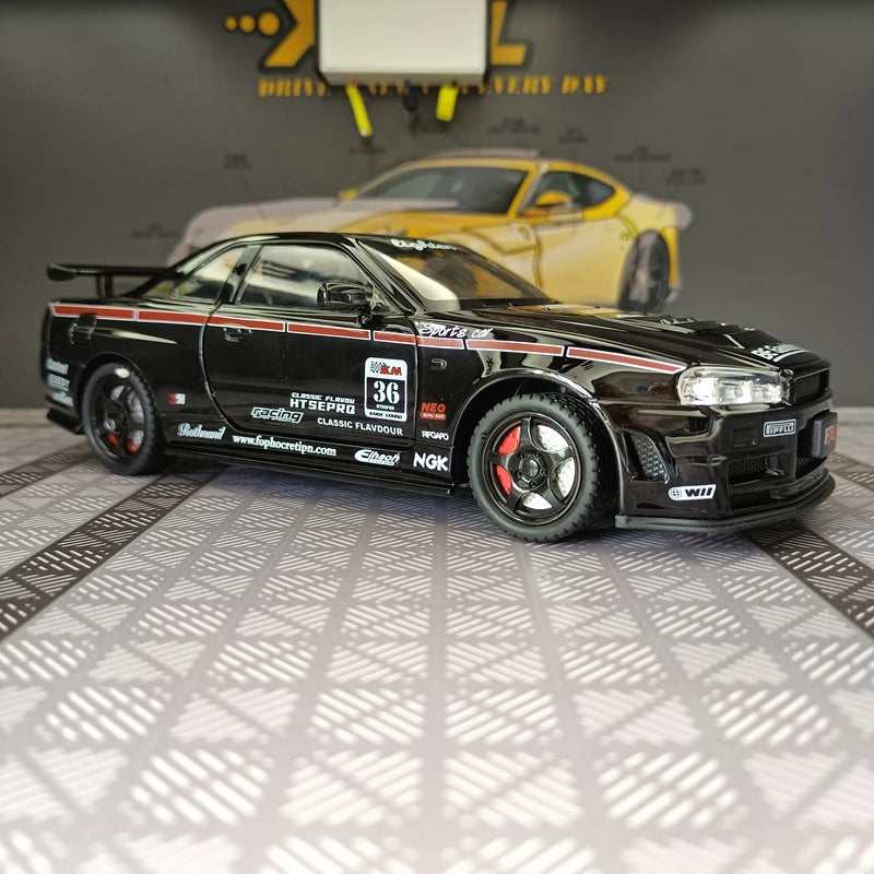 1:24 simulation Nissan GTR-R34 alloy car model doors and engine hood, trunk can be opened rich in details, finely crafted