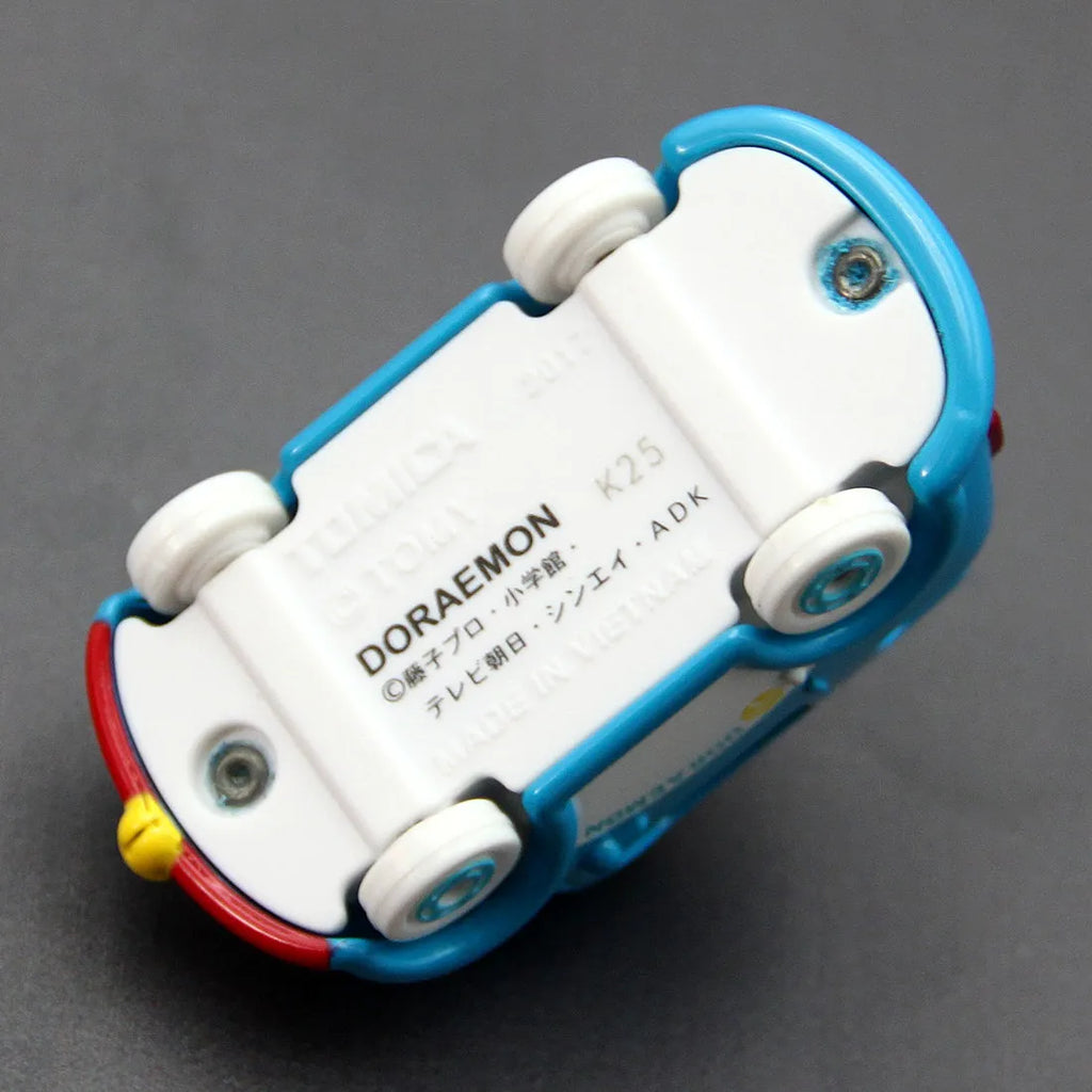 In Stock Original TAKARA TOMY Dream Tomica No.165 Doraemon Diecast Alloy Model Car with Working Suspension Collectible Toys Gift