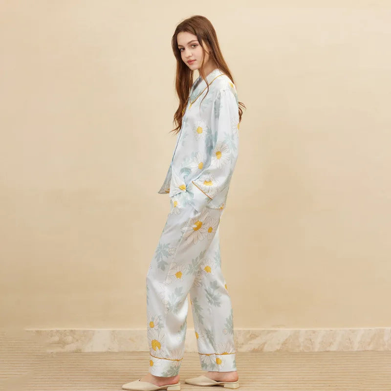 Fashion Daisy Print Pajamas Women Long Sleeve Elegant 100% Mulberry Silk Loungewear High End Home Suit Ladies Sleepwear