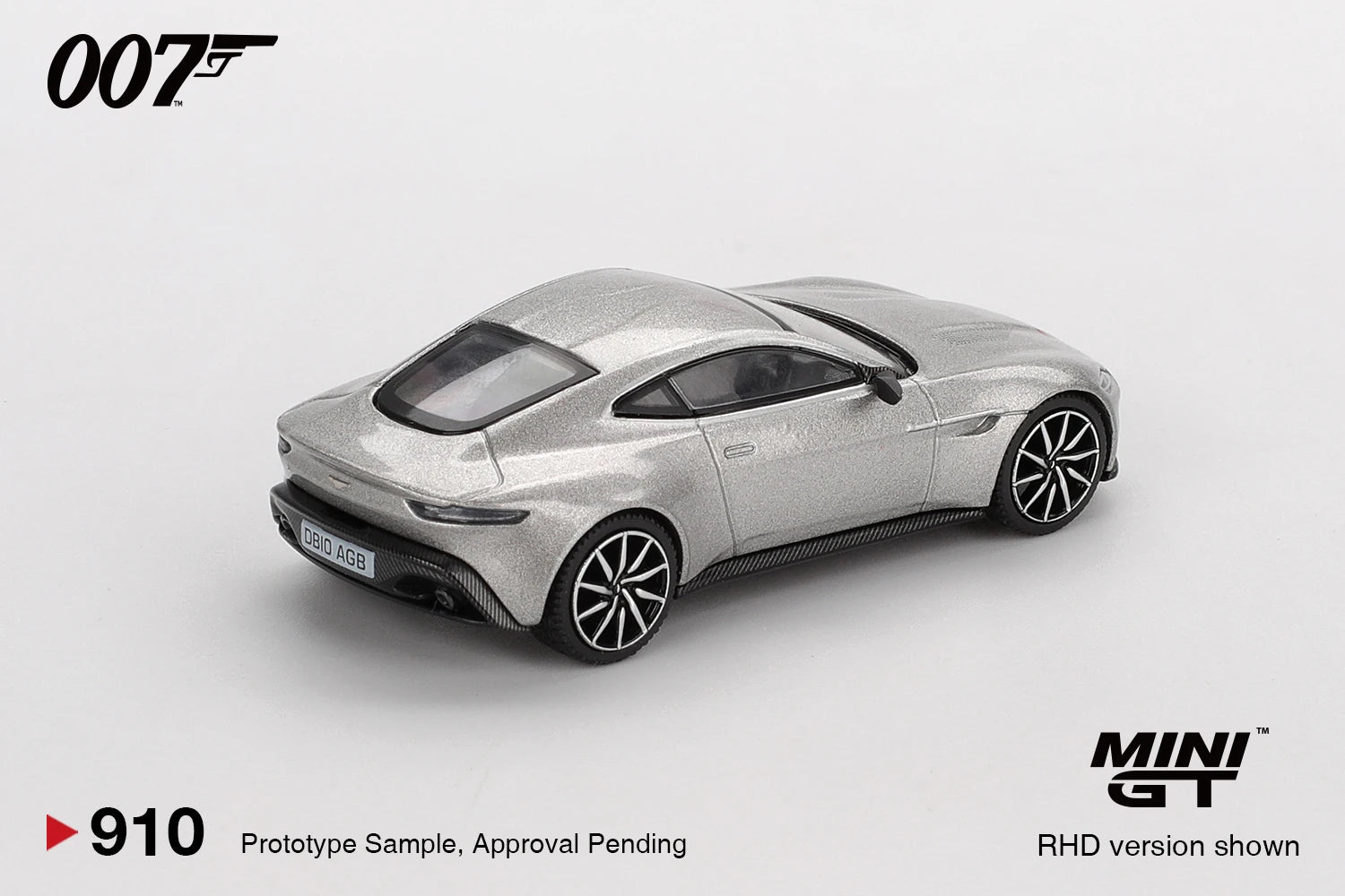 MINIGT 1/64 Aston Martin DB10 Spectre MGT00910-007 Cars Alloy Diecast Metal Model Kids Toys Boys