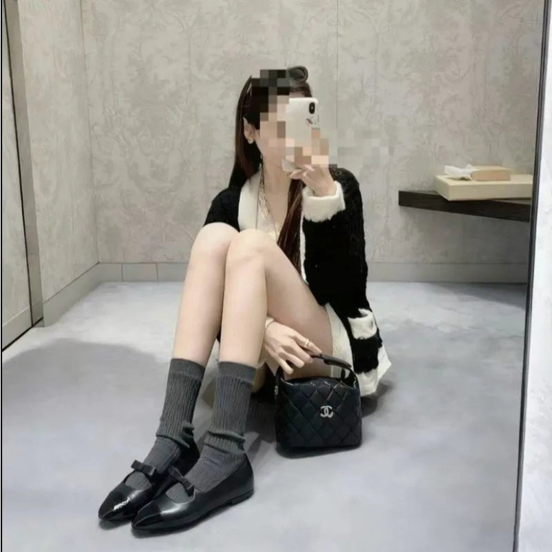 2026Sheepskin Flat Bottom  Janes Women's Shoes with Bow Knot Square Head Design Comfortable Low Heel Rubber Sole Footwear