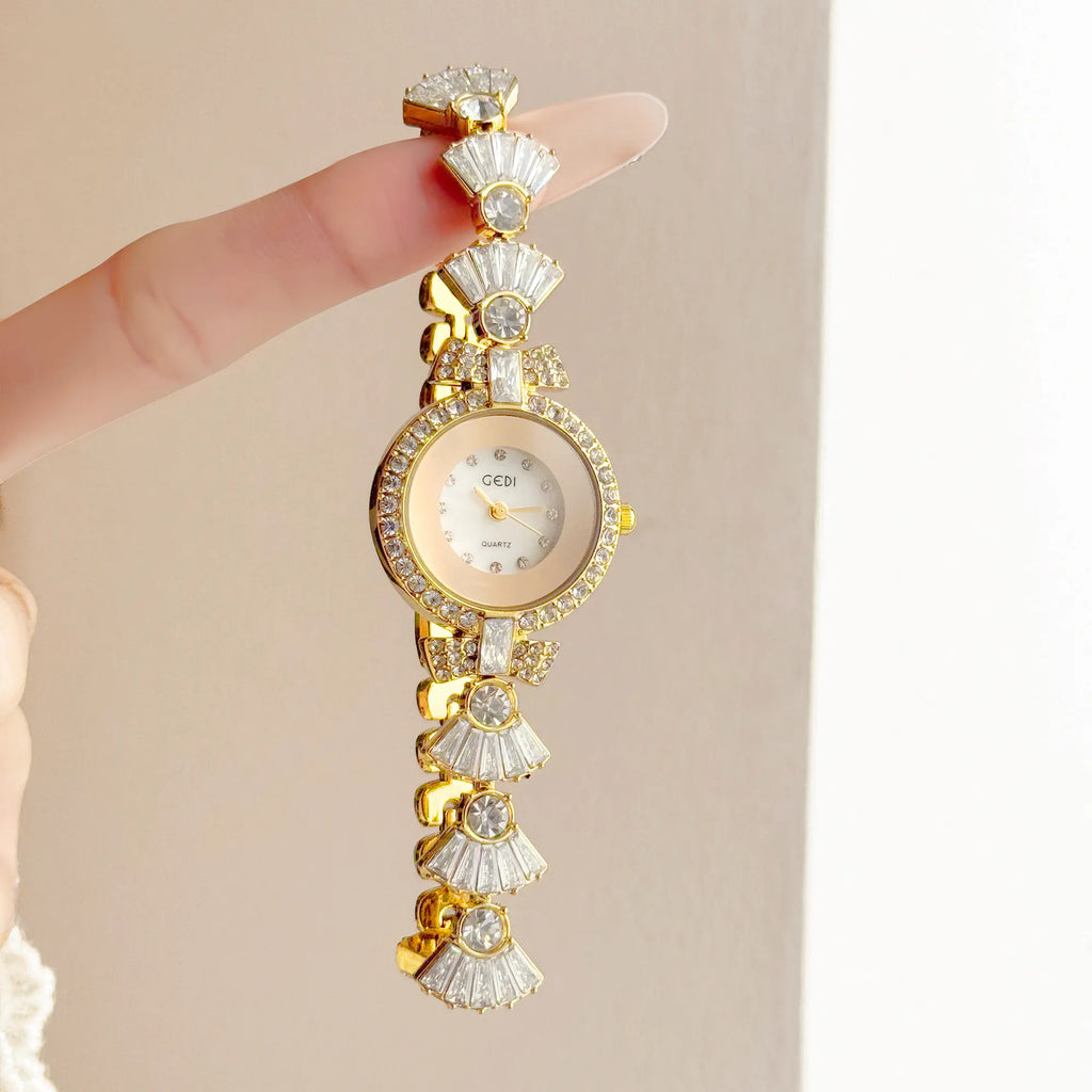 Mermaid Women's Watch Light Luxury Niche Diamond Bracelet Quartz Watch Fashion High-end Gift