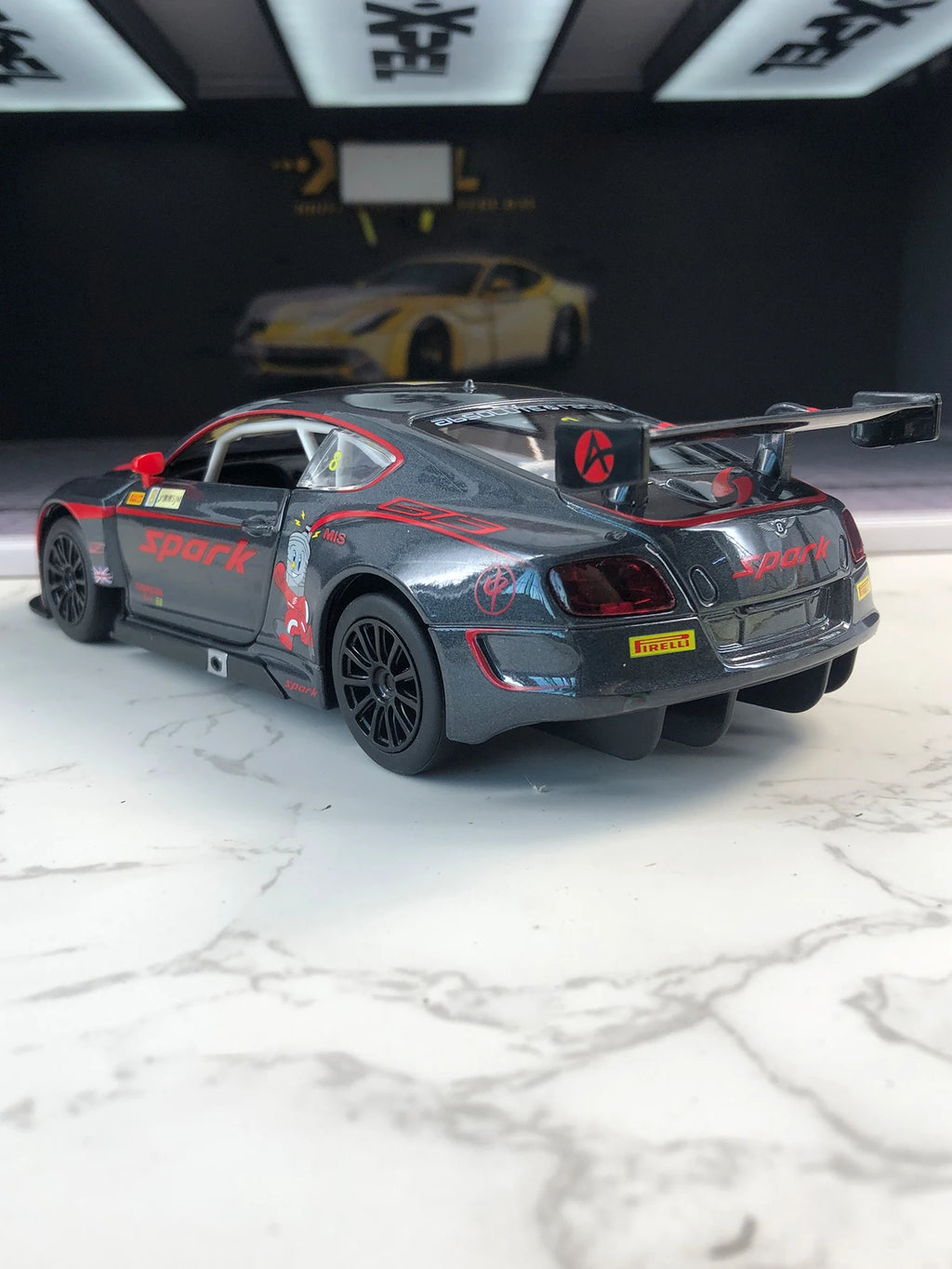 CCA 1:24 simulation zinc alloy Bentley Continental GT3 model car, static ornament, metal collectible gift car