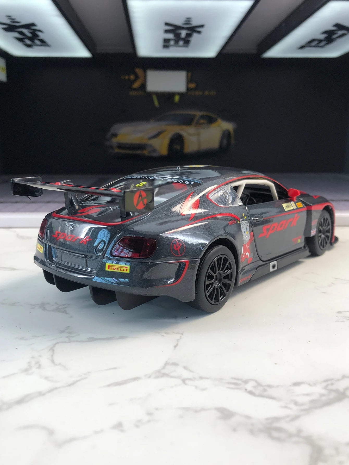 CCA 1:24 simulation zinc alloy Bentley Continental GT3 model car, static ornament, metal collectible gift car