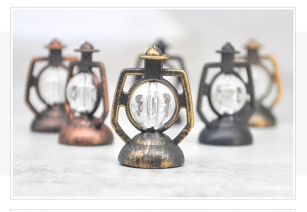 12Pcs Retro Baron Lantern Mini Oil Lamp Decoration Doll House Pendant Ornaments Lantern Festival Children's Christmas Gifts