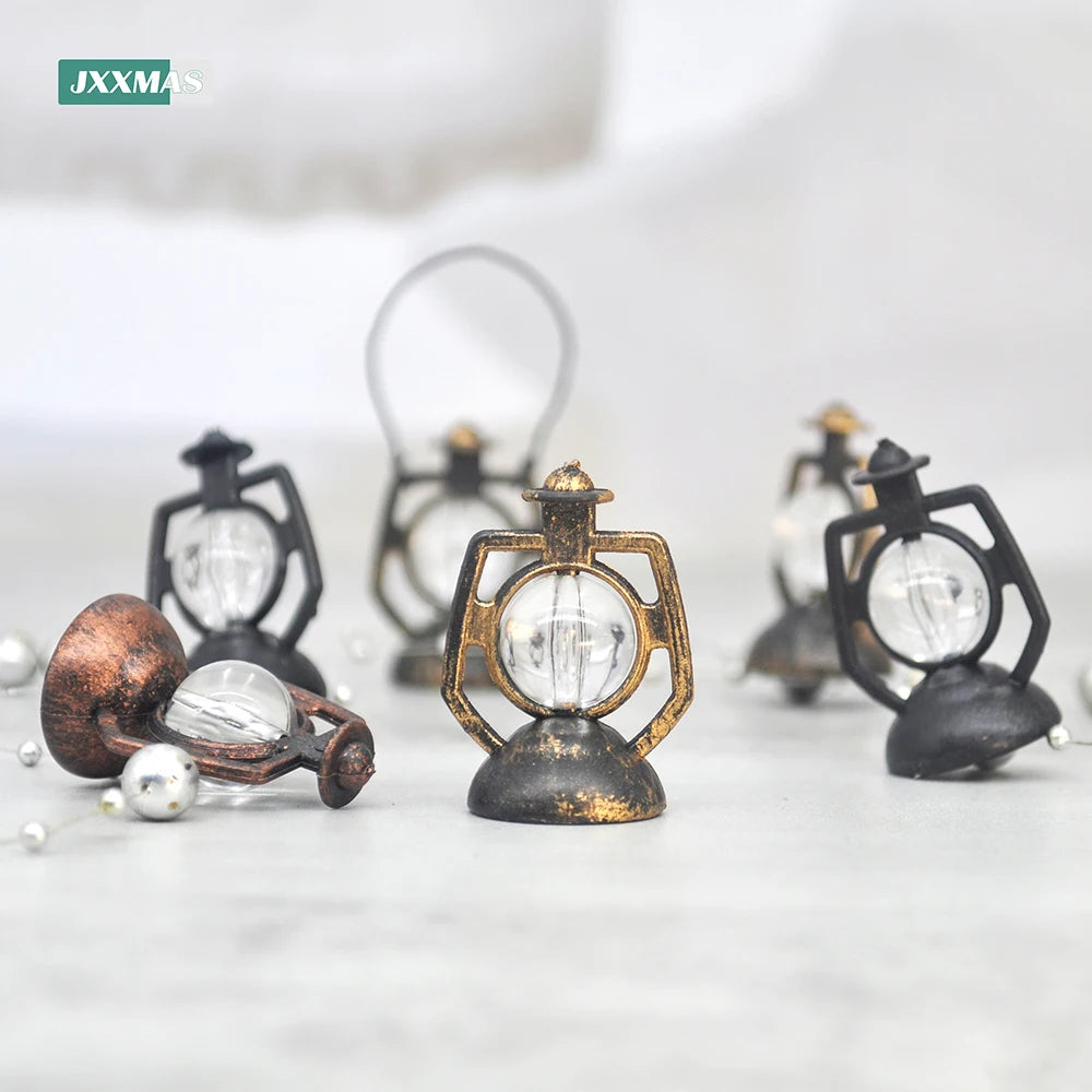 12Pcs Retro Baron Lantern Mini Oil Lamp Decoration Doll House Pendant Ornaments Lantern Festival Children's Christmas Gifts