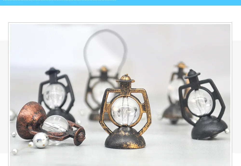12Pcs Retro Baron Lantern Mini Oil Lamp Decoration Doll House Pendant Ornaments Lantern Festival Children's Christmas Gifts