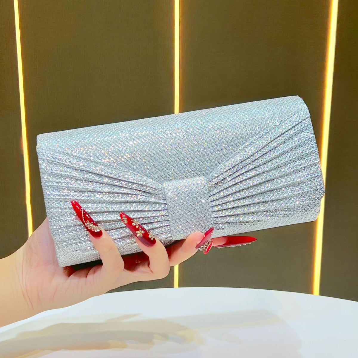 New Fashion Banquet Bag Shiny Clutch Bag Ladies Chain Crossbody Shoulder Mini Bag Celebrity Dress Cheongsam Bag