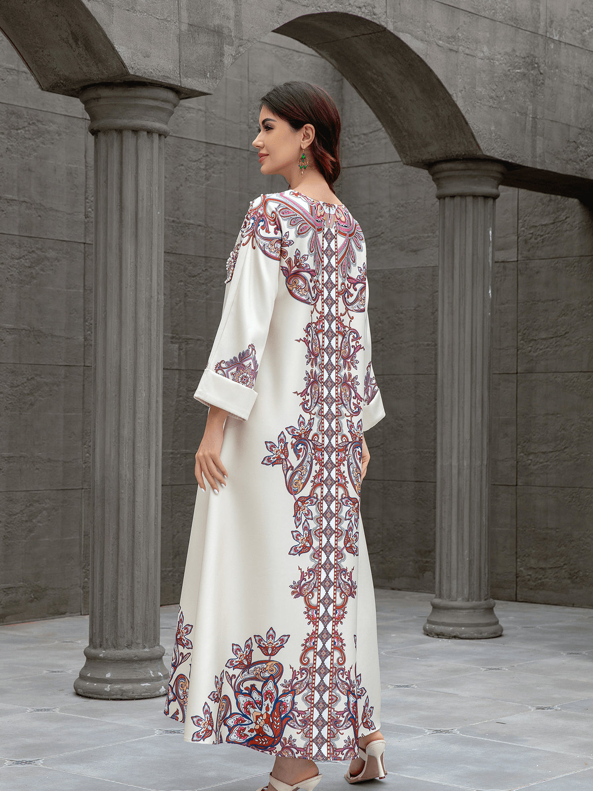 Sw0826 Middle East Cross-Border Muslim Women's Robe Elegant Printed Beaded Dress Dubai Export Abaya