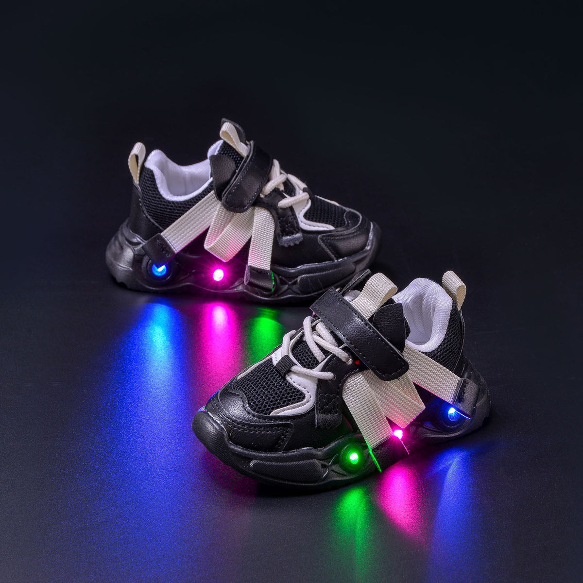 2024 Spring and Autumn New Breathable Children's Running Shoes Mesh Surface 1-6 Years Old Dad Shoes LED Luminous Children's sneaker Trendy