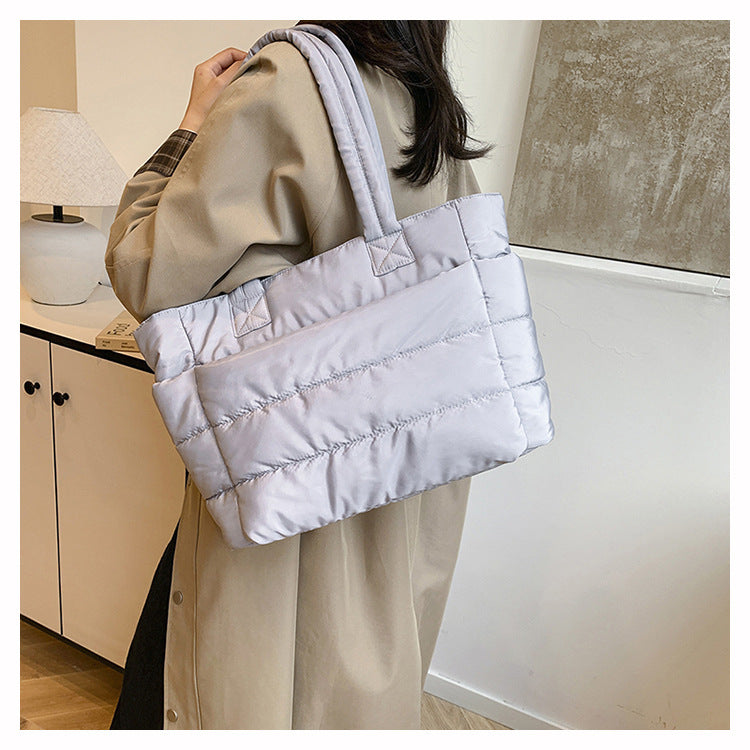 Foreign Trade New Simple Tote Bag Women's Large-Capacity Commuter Handbag Lightweight Nylon Cloth College Student Shoulder Bag