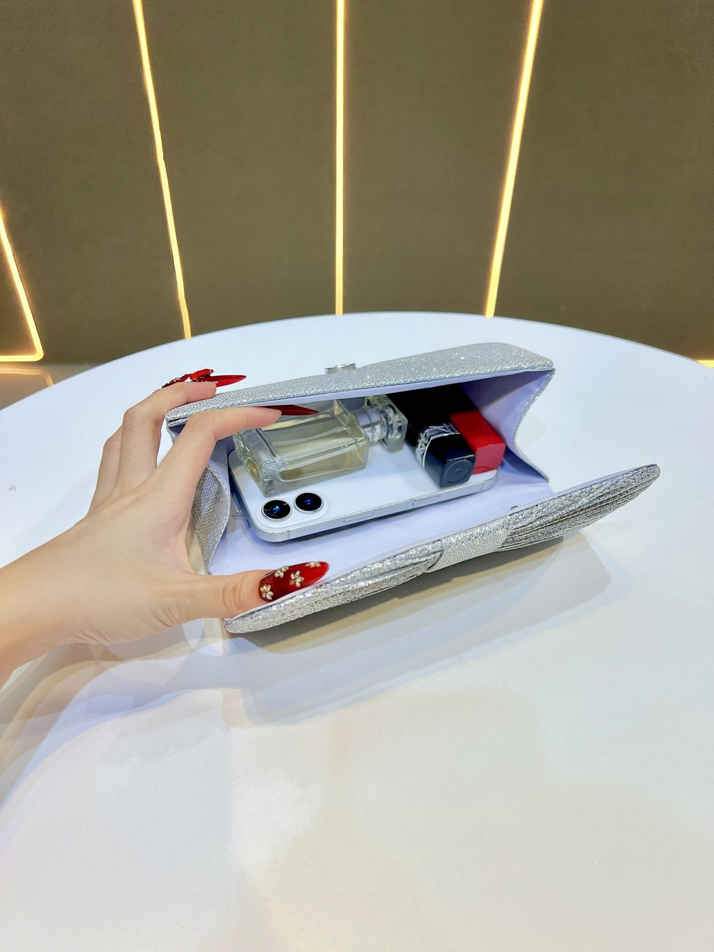 New Fashion Banquet Bag Shiny Clutch Bag Ladies Chain Crossbody Shoulder Mini Bag Celebrity Dress Cheongsam Bag