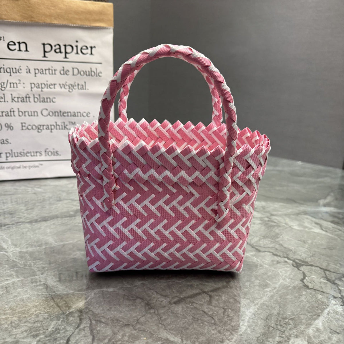 Bow manufacturers plastic woven handbag children's day woven basket hand gift basket beach bag handbag