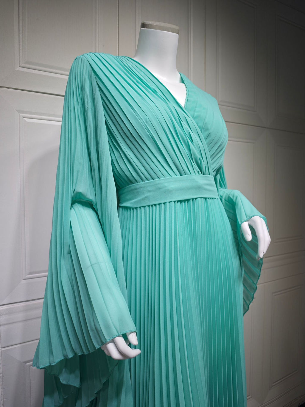 Mq157 Muslim Fashion Amazon European and American Dubai Elegant Long Skirt with Large Hem Chiffon Pleated Pure Color Robe