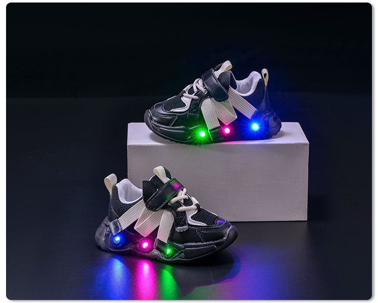 2024 Spring and Autumn New Breathable Children's Running Shoes Mesh Surface 1-6 Years Old Dad Shoes LED Luminous Children's sneaker Trendy