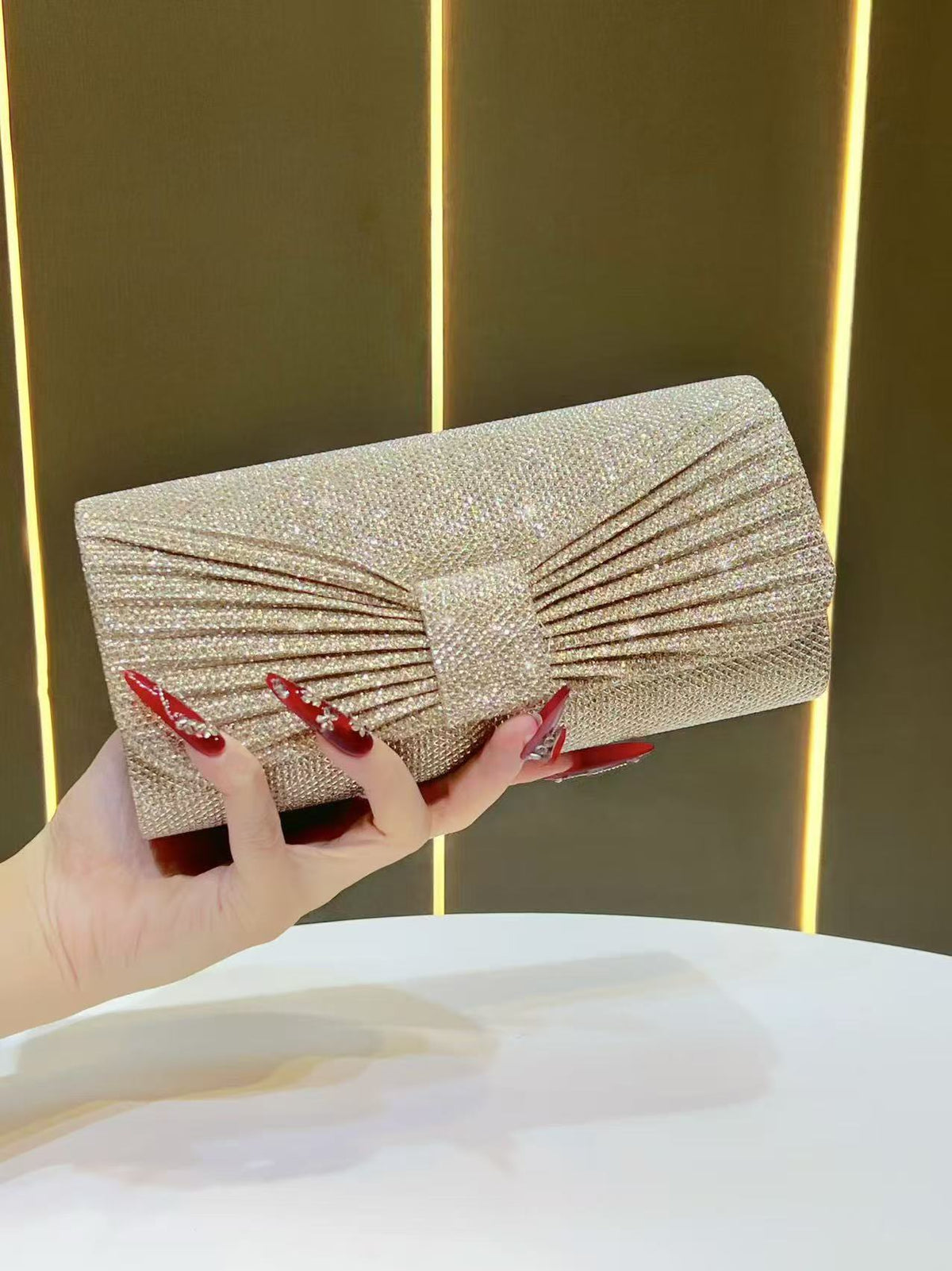 New Fashion Banquet Bag Shiny Clutch Bag Ladies Chain Crossbody Shoulder Mini Bag Celebrity Dress Cheongsam Bag