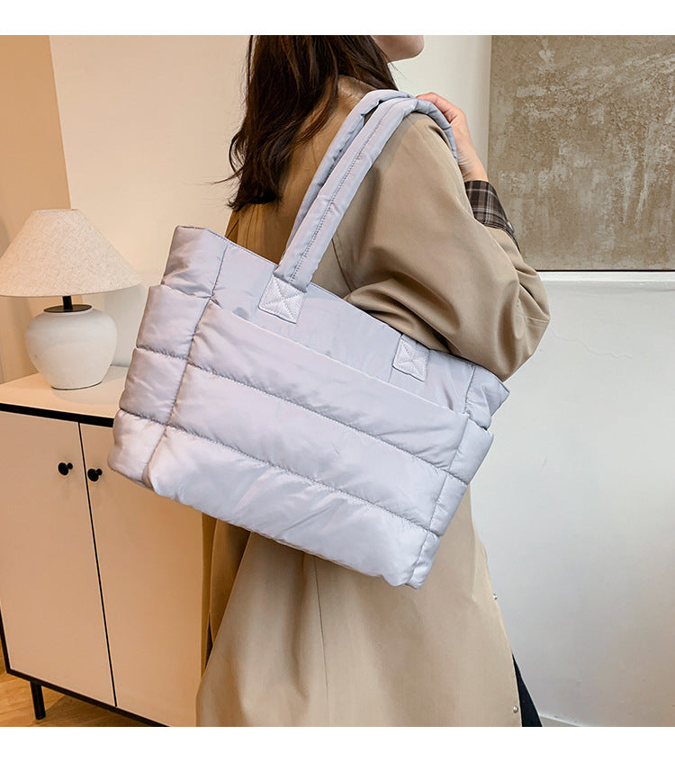 Foreign Trade New Simple Tote Bag Women's Large-Capacity Commuter Handbag Lightweight Nylon Cloth College Student Shoulder Bag