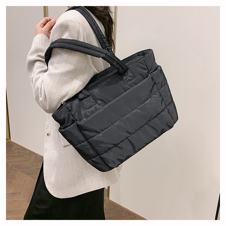Foreign Trade New Simple Tote Bag Women's Large-Capacity Commuter Handbag Lightweight Nylon Cloth College Student Shoulder Bag