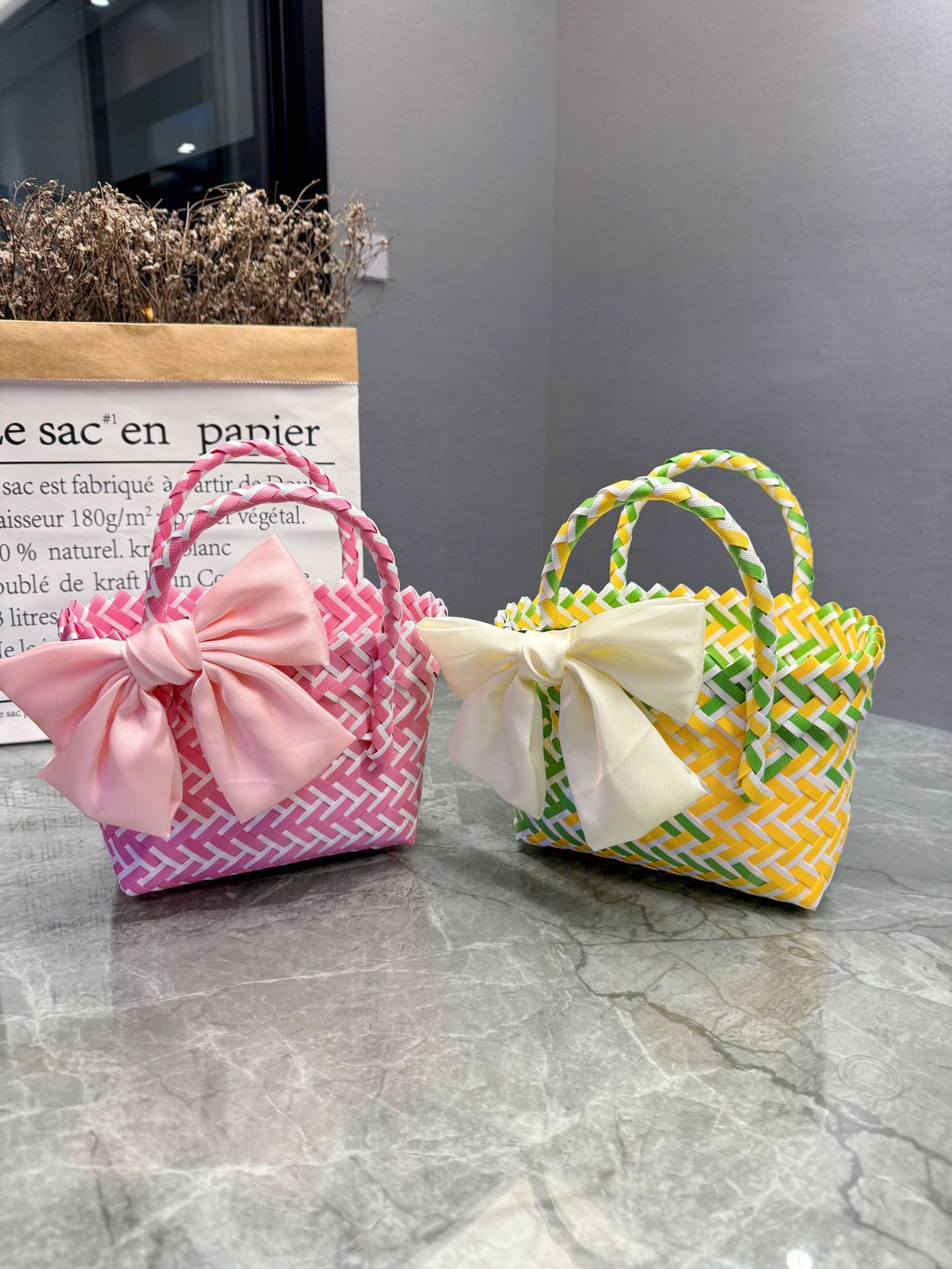 Bow manufacturers plastic woven handbag children's day woven basket hand gift basket beach bag handbag