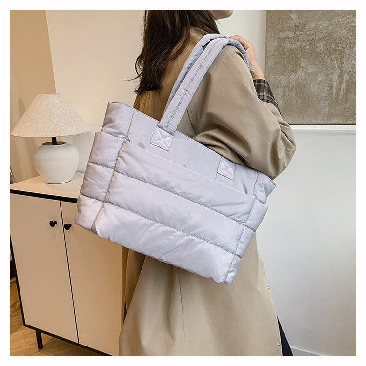 Foreign Trade New Simple Tote Bag Women's Large-Capacity Commuter Handbag Lightweight Nylon Cloth College Student Shoulder Bag