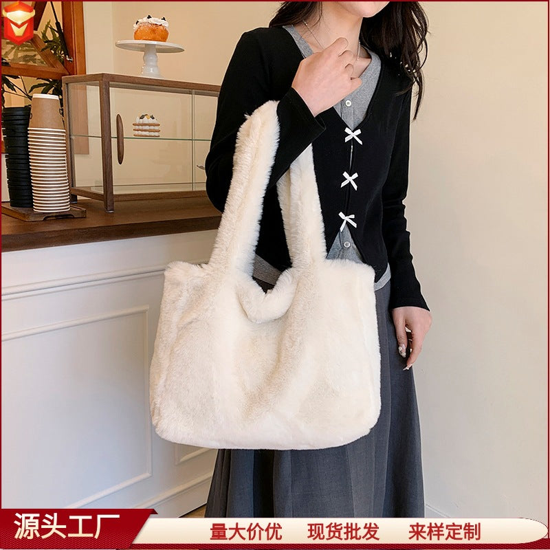 Autumn and Winter New Plush Large Bag, Furry Women's Bag, Fashionable Ins Handbag, Versatile Tote Bag, One-Shoulder Style Women's Bag