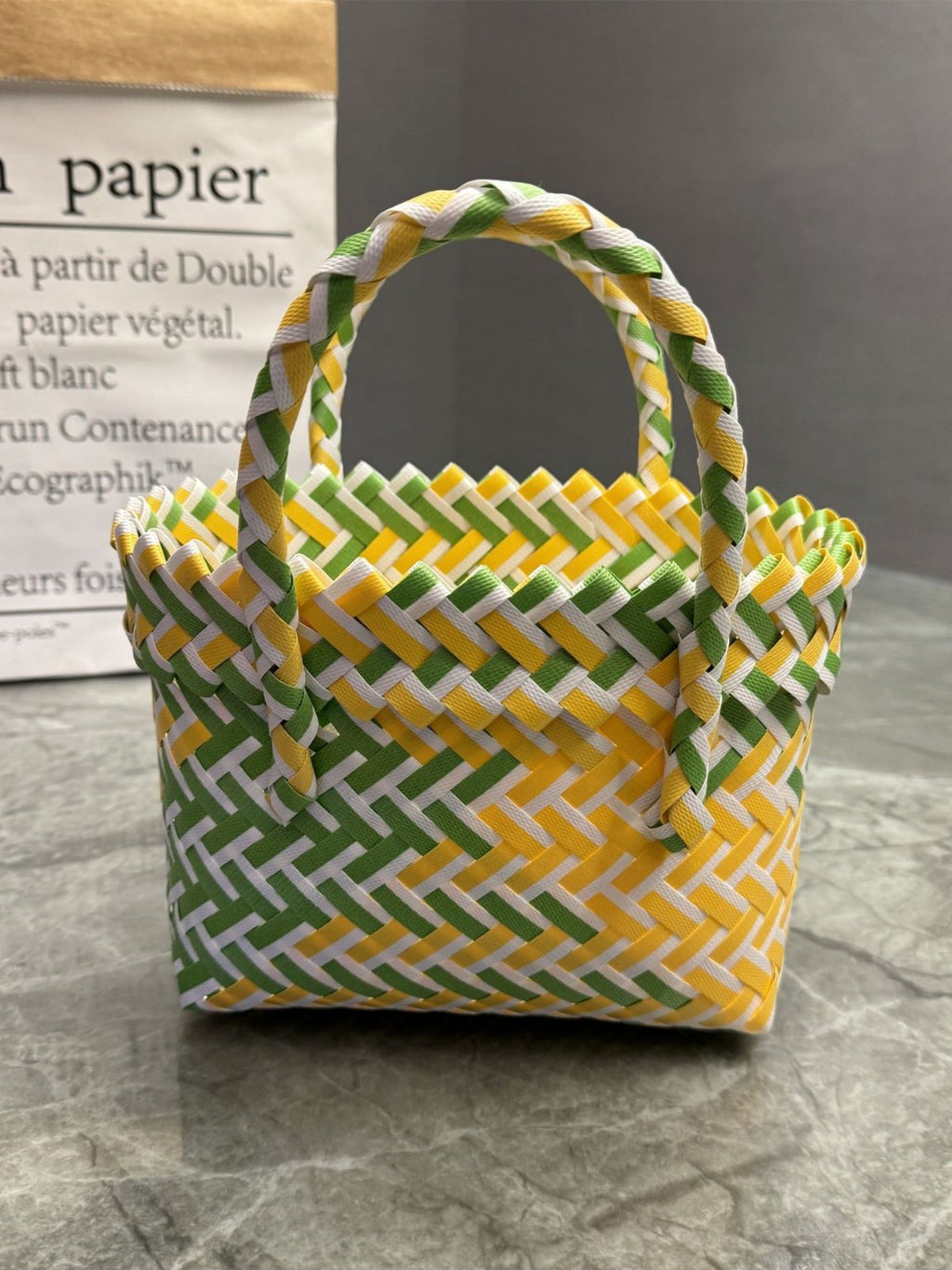 Bow manufacturers plastic woven handbag children's day woven basket hand gift basket beach bag handbag