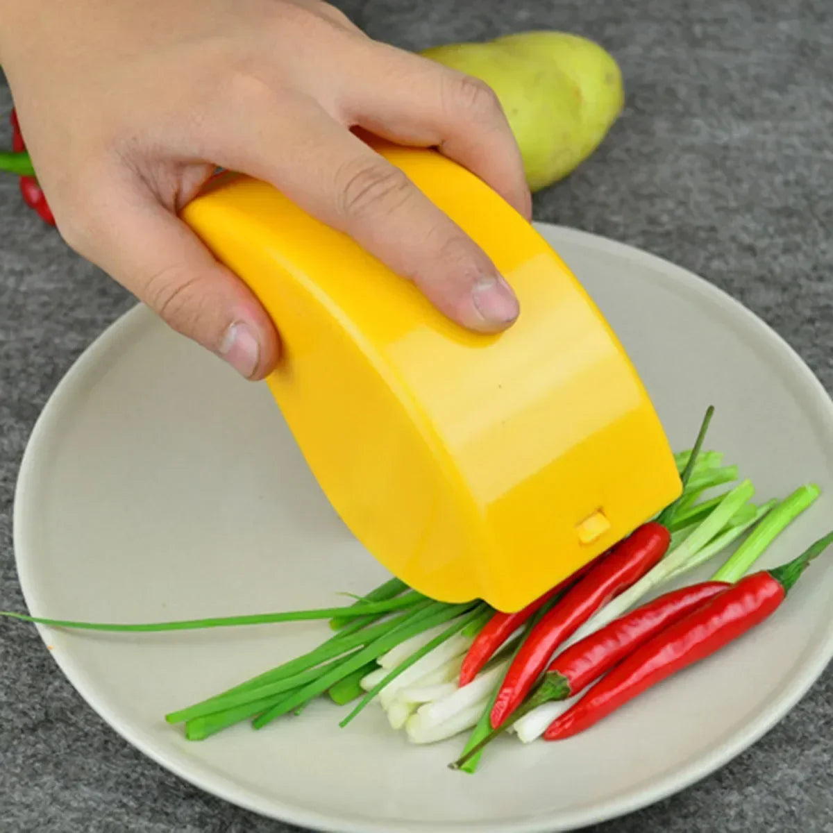 1pc  Stainless Steel Kitchen Gadget Set - Includes Melon Baller, Garlic Grinder, Can Opener, Cheese Shaver & Pizza Cutter
