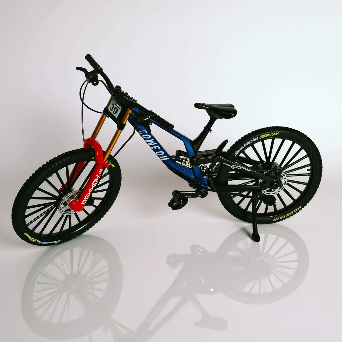 1:8 All-Terrain Mountain bicycle Die-Made Model with realistic suspension and brakes, suitable for indoor and outdoor display.