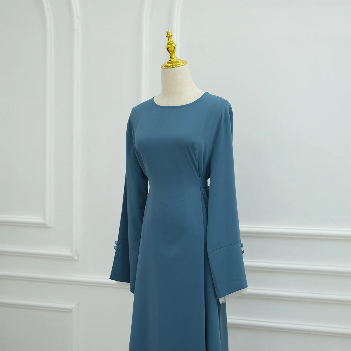 2025 Ramadan Modest Muslim Women's Clothes Elegant Arabic Back Belted Abaya Dress with Lace Sleeves Islamic Flared Maxi Robe