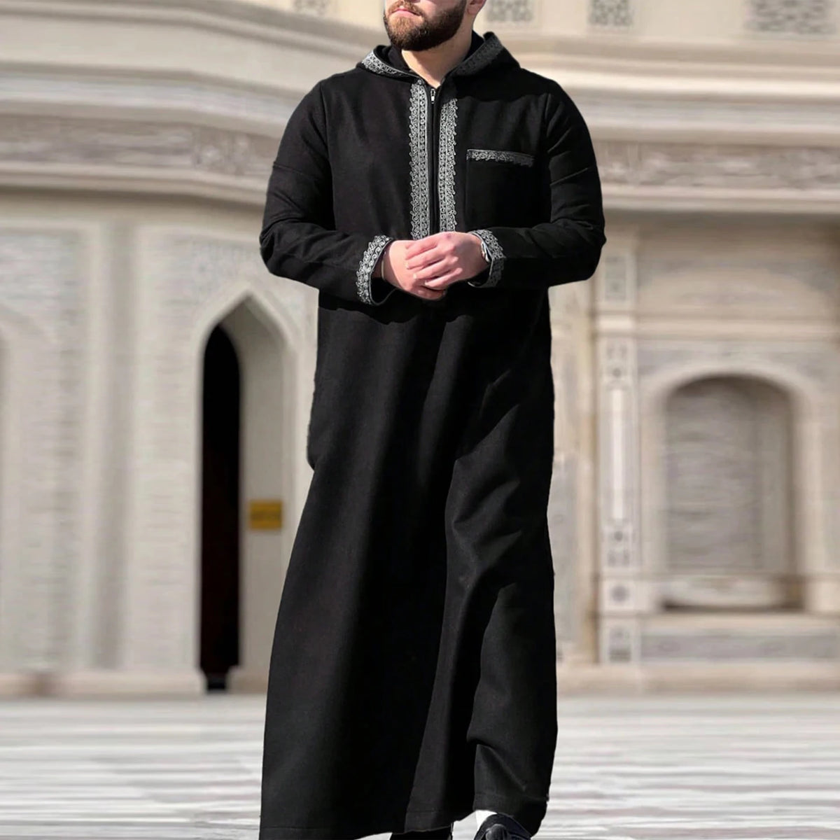 New Islamic Muslim Men's Thobe Long-sleeved Classic Embroidery Robe Arabic Ethnic Style Men's Casual Formal Robe Prayer Dress