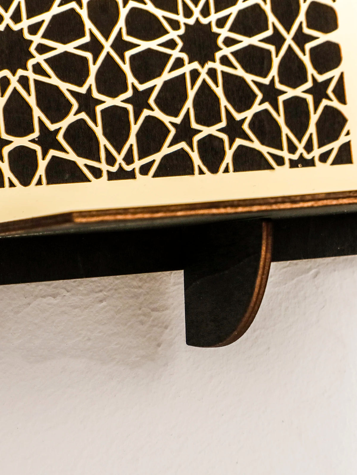 Islamic Ramadan Wood Wall Shelf Geometric Gold Black Acrylic Hanging Shelf for Eid Mubarak Kareem Candle Incense Home Decor Gift