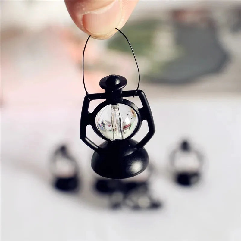 10Pcs Dollhouse Retro Pony Lantern Simulation Cande Light Night Light Doll House Miniature Kerosene Lamp Home Decor
