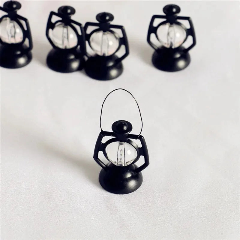 10Pcs Dollhouse Retro Pony Lantern Simulation Cande Light Night Light Doll House Miniature Kerosene Lamp Home Decor