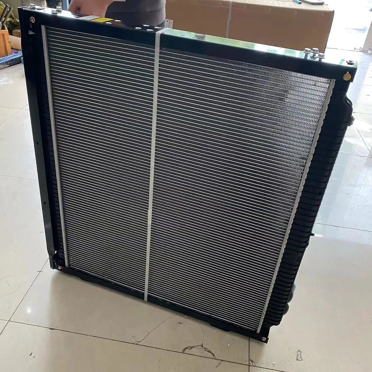 Autoteile 752W06100-0081 LKW-Karosserieteile für Kühlerbaugruppen