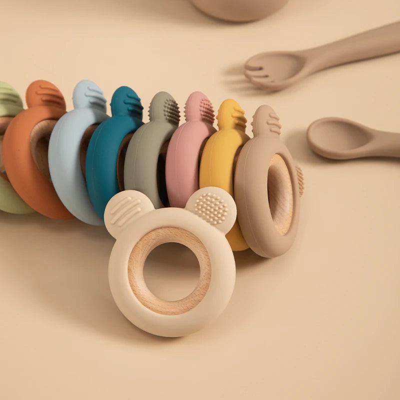 1PC Baby Silicone Wooden Teether Ring Cute Bear Infant Nursing Teething Toys Newborn Health Care Chewing Toy Baby Accessories