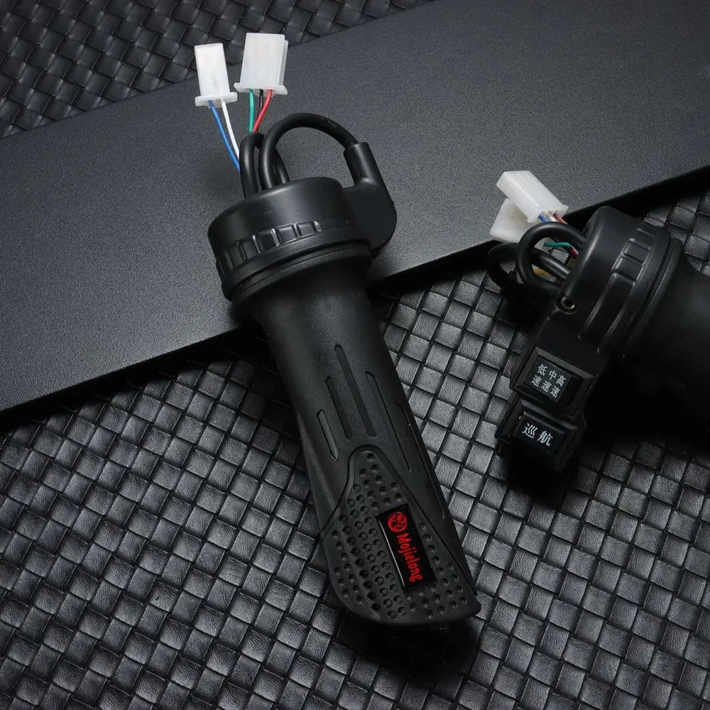 Electric E-Bike Twist Throttle 12V 24V 36V 48V Speed Handlebar Throttle Universal Electric Scooter Twist Cycling Throttle Grip