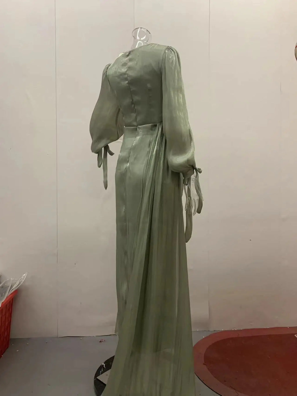 Islamic Clothing Modest Fashion Kaftan Luxury Organza Dress Women Shiny Modest Dress Elegant Ruffle Design Evening Gown