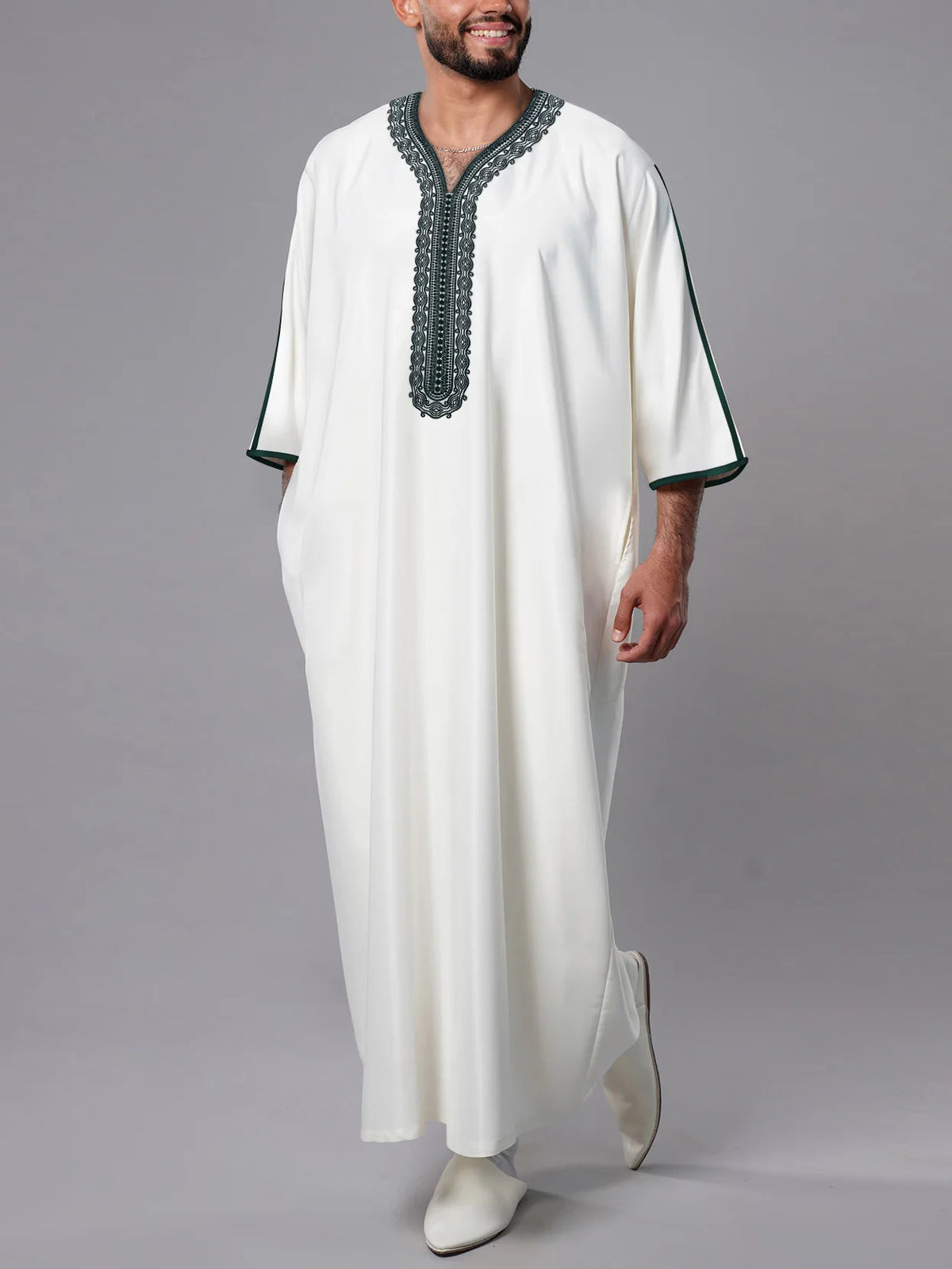 2026 Ethnic Style Muslim Clothing Eid Middle East Robe Men Thobe Arab Islamic Kaftan with Pocket Loose Casual Embroidered Abayas
