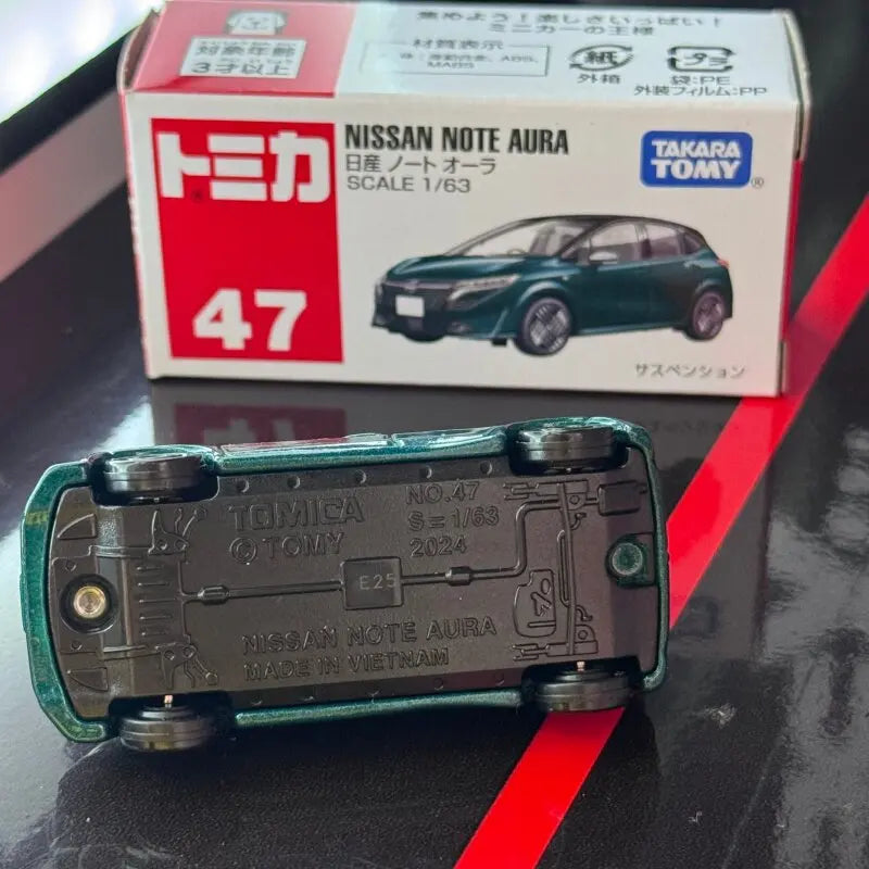 Authentic Takara Tomy Tomica No.47 Nissan Note Aura Die Cast Alloy Realistic Mini Hatchback Toy Car Boy Collector Gift