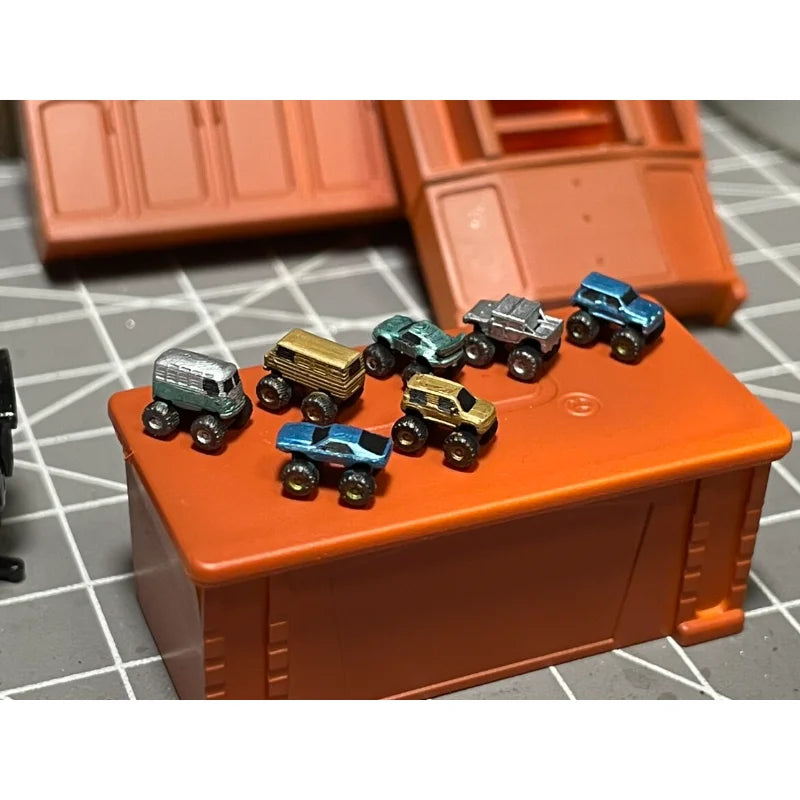 New Product 1: 64 Frame And 1:10 Scale Large Foot Car Miniature Resin Model Scene Photography Ornament Festival Toy Gift