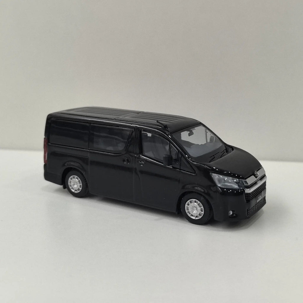Model 1 Diecast 1/64 Scale Sea Lion HIACE 300 MPV Toyota Business Vehicle Van Alloy Car Model