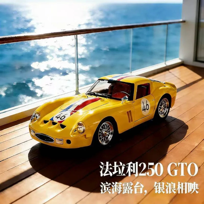 1:24 Ferrari 250 GTO Diecast Alloy Classic Car Model for Collectors Hobby Display Desktop Decoration Ornament Kids Toy Gift