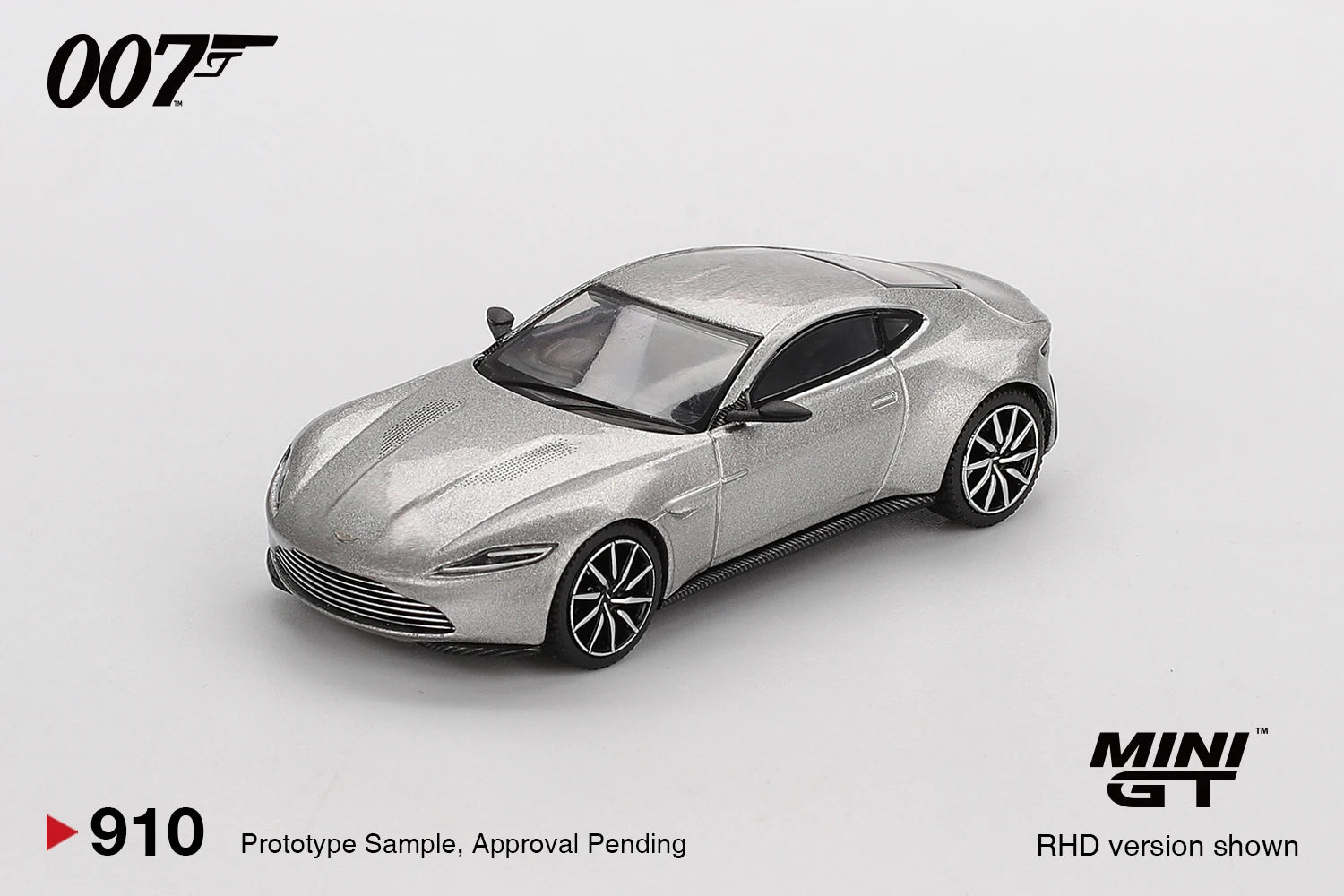 MINIGT 1/64 Aston Martin DB10 Spectre MGT00910-007 Cars Alloy Diecast Metal Model Kids Toys Boys