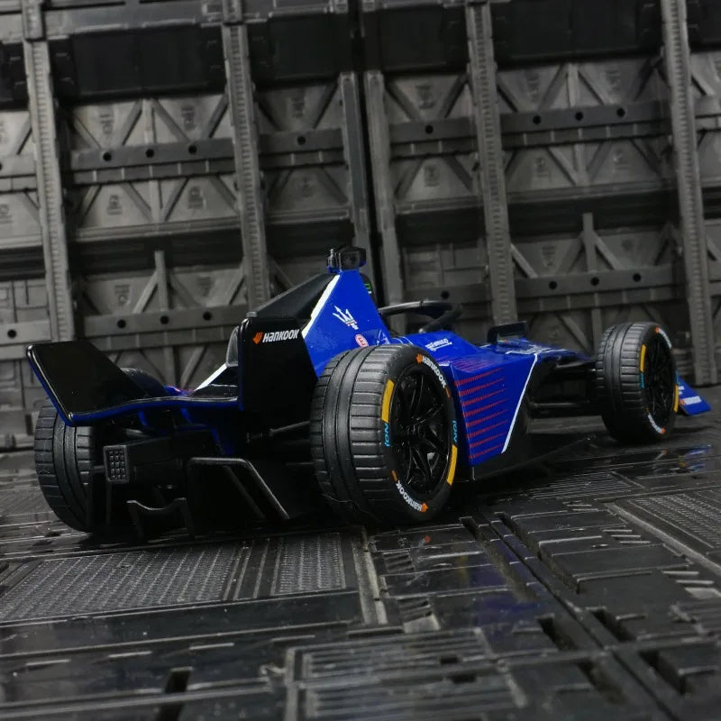1:24 Simulation McLaren Formula Racing Alloy Model Porsche Maserati Supercar rich in details, finely crafted, and good quality